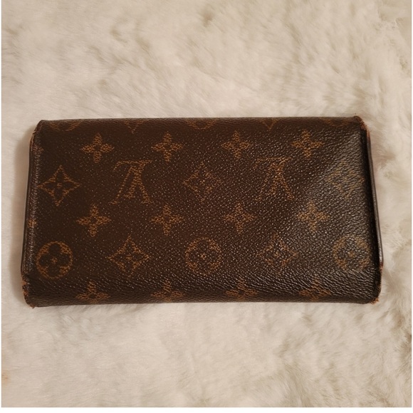 2000 authentic Louis Vuitton International wallet - Picture 10 of 17
